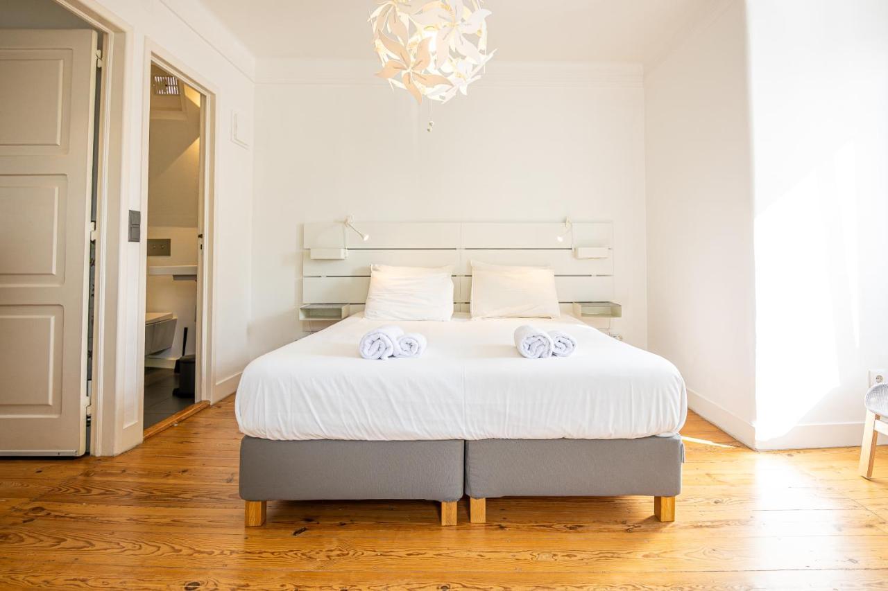 Vago Alcantara Suites Lisbon Luaran gambar